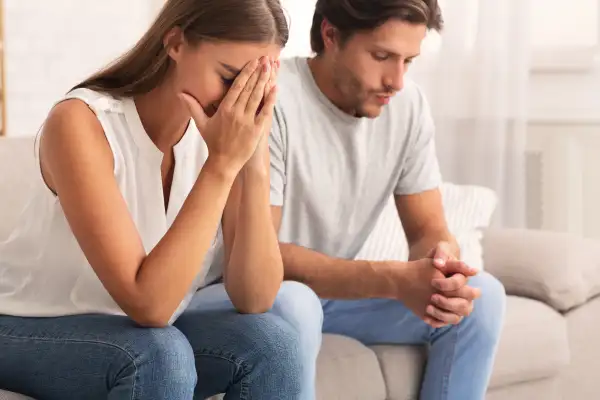Những dấu hiệu của mối quan hệ đang gặp khó khăn