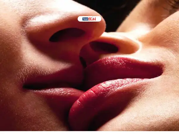 Nguy cơ lây nhiễm HIV qua oral sex sẽ cao hơn nếu có vết thương hở trong miệng.