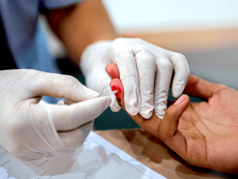Xét nghiệm HIV combo 2 tháng âm tính có cần xét nghiệm lại không?